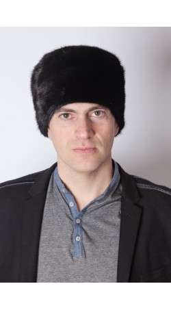 Vyriška juodos audinės kailio kepurė